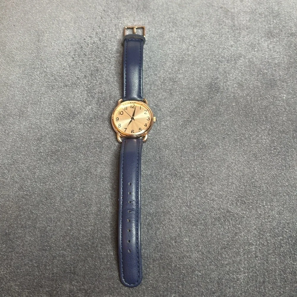 Analog Quartz Watch Blue Leather Band Gold Tone Case Round Face Numeric Dial